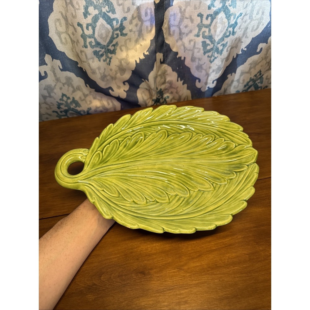 VINTAGE Ceramic ~HOLLAND MOLD Green LEAF CANDY DISH Hand Made. - Picture 3 of 12